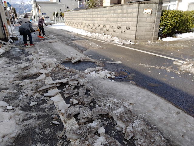 地域の除雪作業