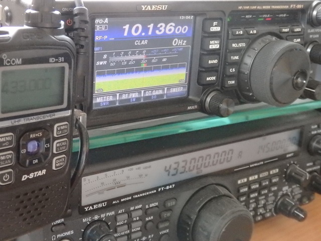 ICOM ID-31, YAESU FT-991, YAESU FT-847S(改)