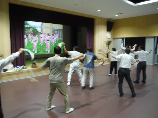 わらじおどりの練習