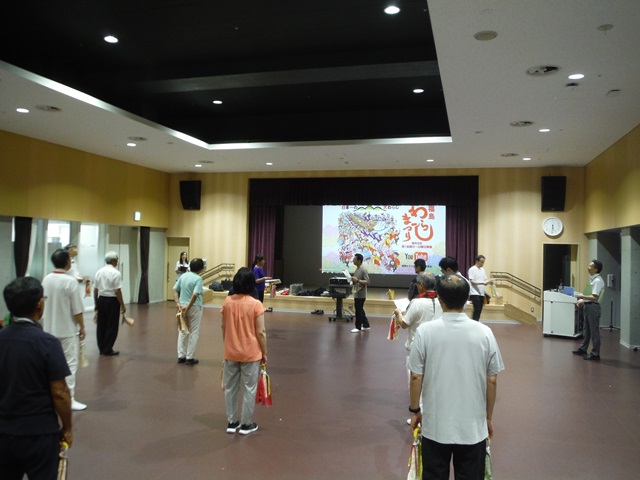 わらじおどりの練習