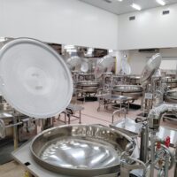 福島市中央学校給食センター(煮炊き調理室)