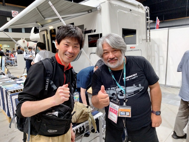 YouTuberのわっふるさんと