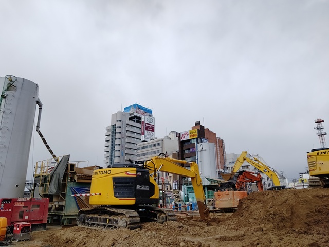 福島駅前東口再開発現場